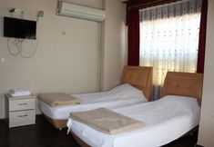 Others 6 Urla Tarihi Han Otel