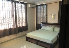 Others 7 Loyeda Place