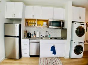 Others 4 Prime Roosevelt Contemporary Studio