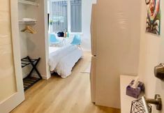 Others 2 Prime Roosevelt Contemporary Studio