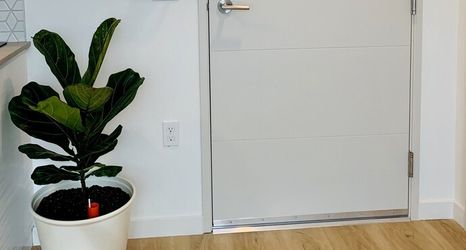 Others 2 Well Appointed Roosevelt Studio