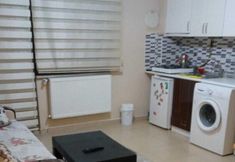 其他 3 Idol Residence