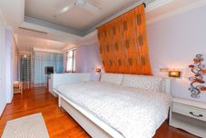 Lainnya Little Flower House