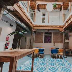 Primary image 1 4U 青年旅舍, Fonelas 酒店