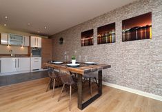 Others 5 Stay Central Century Wharf