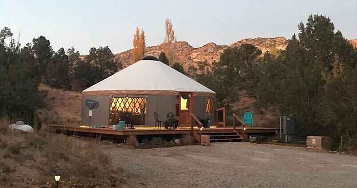 Others Escalante Yurts