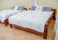 อื่นๆ 6 Furaha Lodge