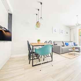 Room1卡米恩尼奇克太陽與雪皇家飯店,格但斯克大学飯店