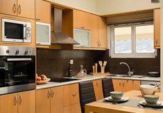 Others 6 Amaen Apartment