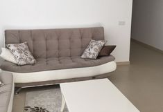 Others 6 Crown City D67