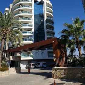 Primary image 1 Crown City D67, Hotel Masjid Konakli