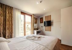 Others 6 Maduro Hotel