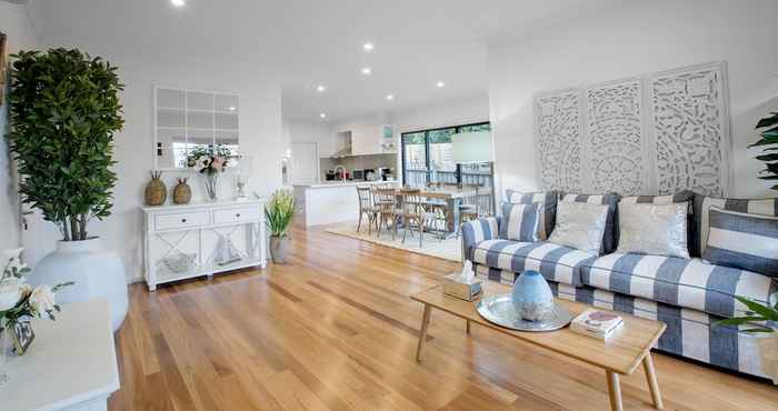 Others AUJOY 3 Bed Townhouse Burwood 1