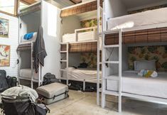 Lain-lain 2 Socialista Lifestyle Hostel