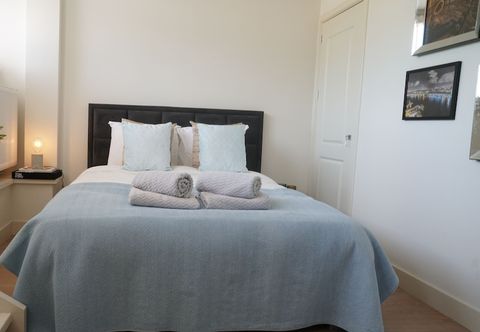 Others Marnix residence