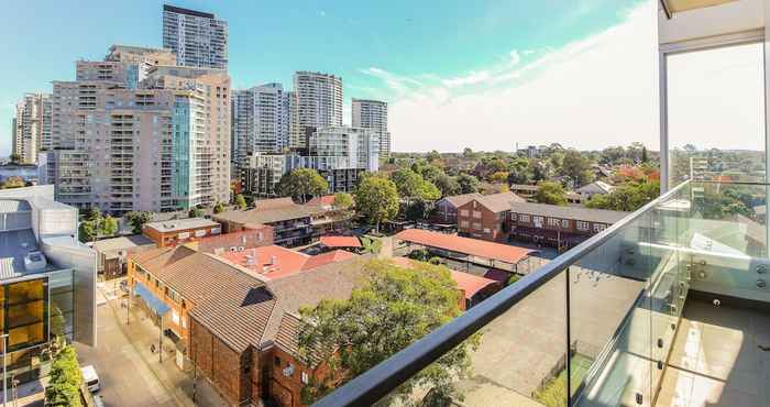 Lainnya 2 Bedroom Modern Apartment in Chatswood