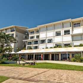 Primary image 1 Deep Blue 8, Morningside Hotels