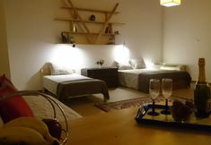 Others 2 Casa Patriko