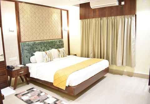 Lain-lain Hotel Radhika Regency