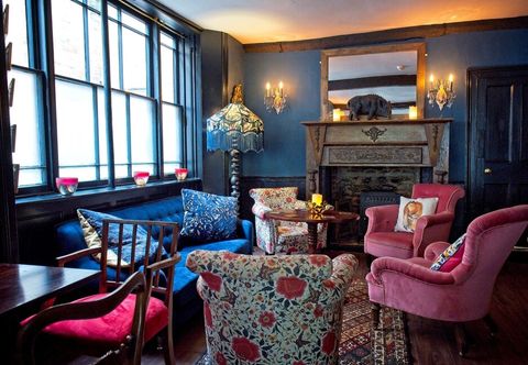 Others The Old Vicarage