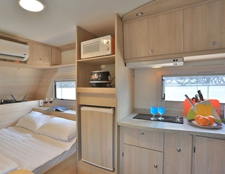 อื่นๆ 2 Poseidon Caravan - Campsite