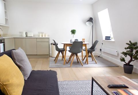 Others Cosy Two Bed in Islington