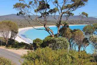 Others 4 Beach Side Bay Of Fires