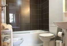 Others 6 Malaga Palo