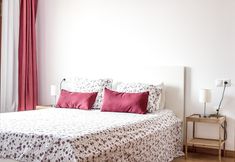 Others 2 Malaga Palo