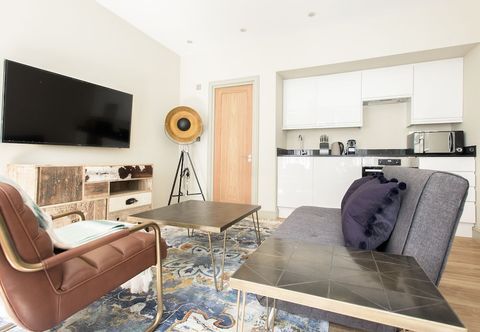 Others The Mayfair Parade - Trendy 1bdr Pied-a-terre in Central London