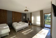 Others 6 Elyada Konuk Evi (+8 Yaş )