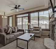 Others 5 Crystal Peak Lodge 2 Bedroom Ski in, Ski out Slopeside Condo at the Base of Peak 7