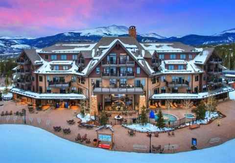 Others Crystal Peak Lodge 2 Bedroom Ski in, Ski out Slopeside Condo at the Base of Peak 7