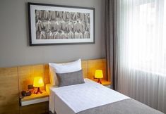 Lain-lain 7 Uzer Otel