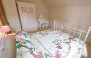 Lainnya 4 Bridge Cottage Croyde 3-4 Bed, Sleeps 8, Hot Tub