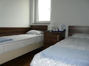 其他 4 Amber House