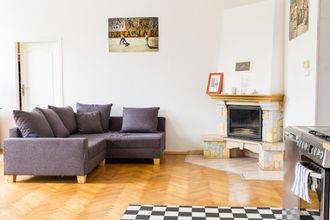 Others 4 3 Bros' Apart