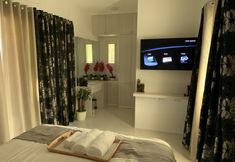 その他 2 Pacific Buddies - Campsite