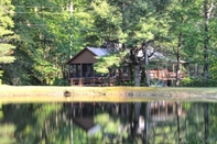 Others Rippling Waters Lodge 3 Bedroom Cabin by RedAwning