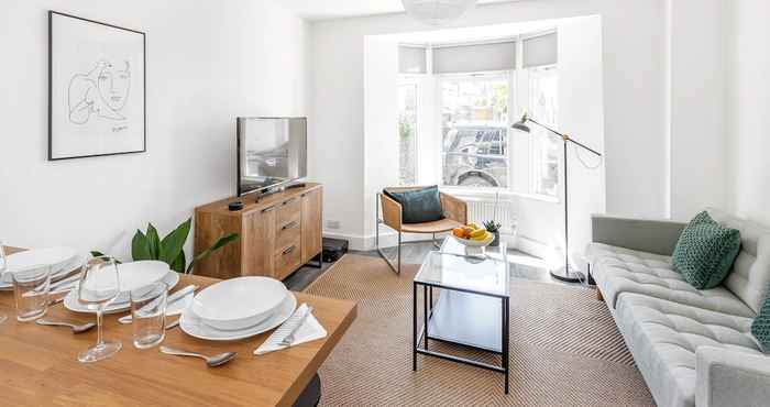 Others Stylish Apartment In Leafy Central Neighbourhood