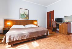 Others 5 Willa Rybitwa