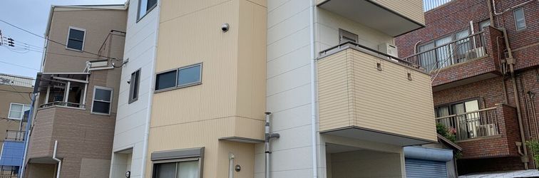 อื่นๆ Liaison House Universal Gateway