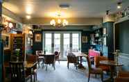 Others 6 The Cowdray Arms