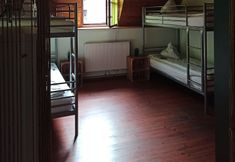 Others 5 Willa Retro hostel