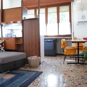 Primary image 1 Bnbook - Garden View Villa, Angera Ferry Terminal Hotels