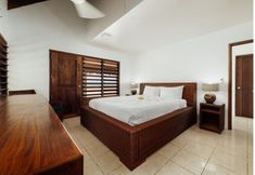 其他 4 Waves at Surfside