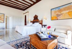 Others 6 Hotel Llenaire