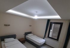 Lainnya 7 Liva Teras