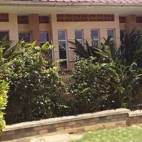 Primary image1尤登套房飯店,Busiiro飯店