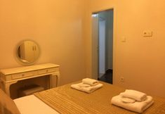 기타 3 Stone House